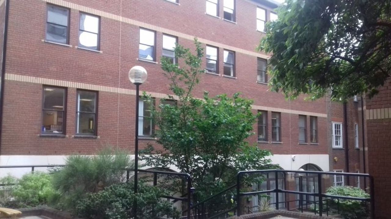christopher wren yard